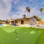 Central Scottsdale Home With Pool And Putting Green!